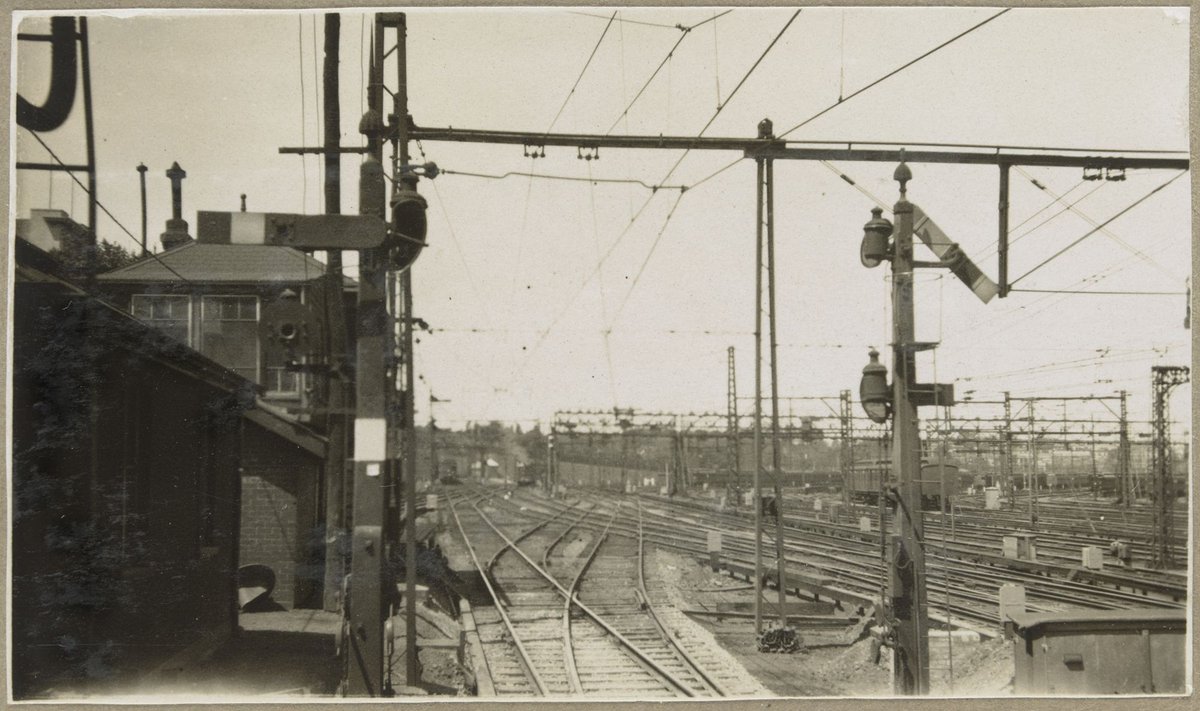 Princes Bridge - 6th. February 1926. [Tracks.], Melbourne City