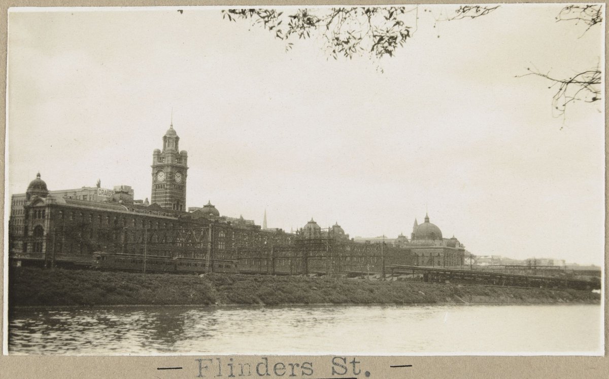 Flinders St. [From across the river.], Melbourne City (c. 1915)