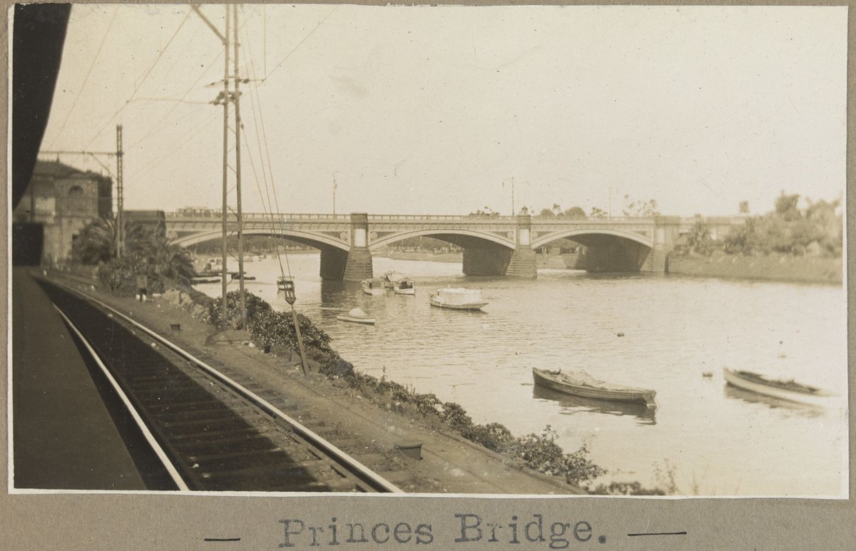 Princes Bridge, Melbourne City (c. 1915)