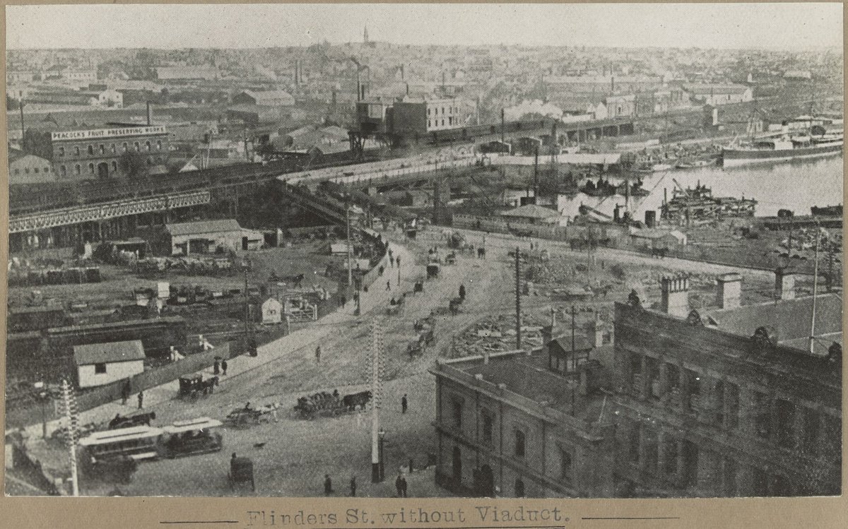 Flinders St. without Viaduct. [Bird's-eye view.], Melbourne City (1905–28)