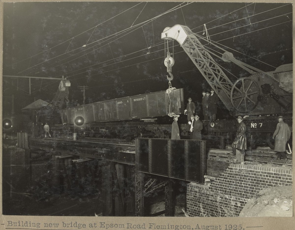 Building new bridge at Epsom Road Flemington (1925)