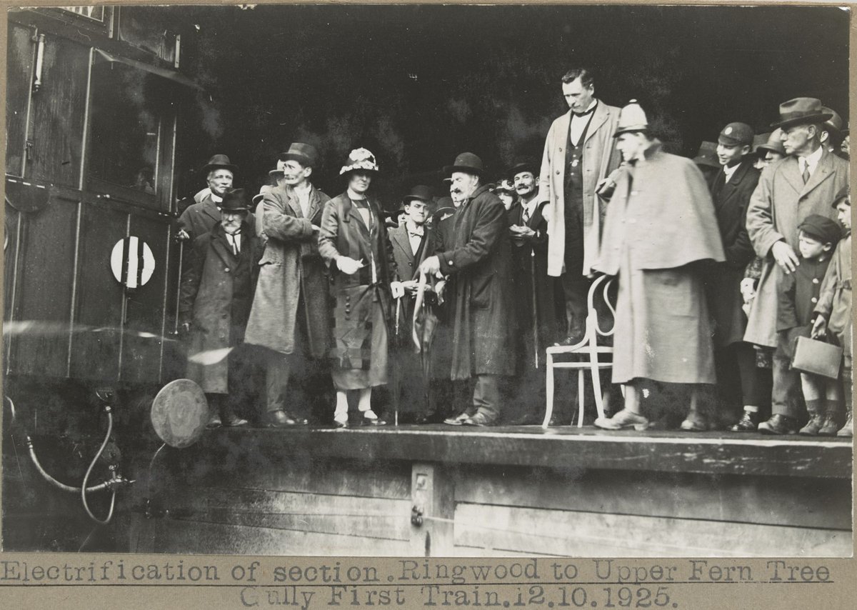 Electrification of section, Ringwood to Upper Fern Tree Gully First Train.12.10.1925. [Ribbon being cut.]