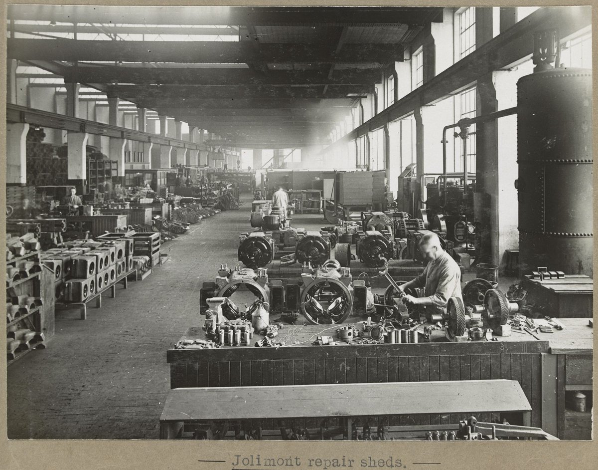 Jolimont repair sheds. [Interior.] (1905–28)