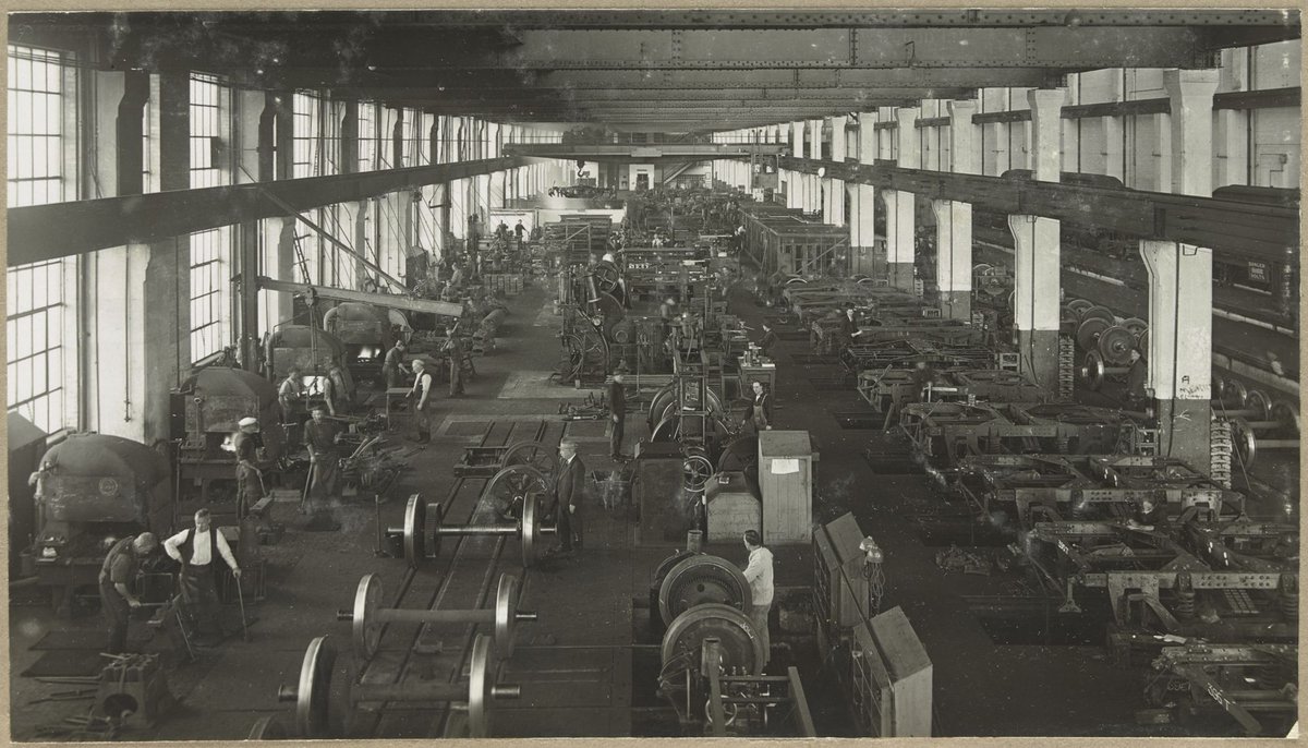 Jolimont Shops. [Interior.] (1905–28)