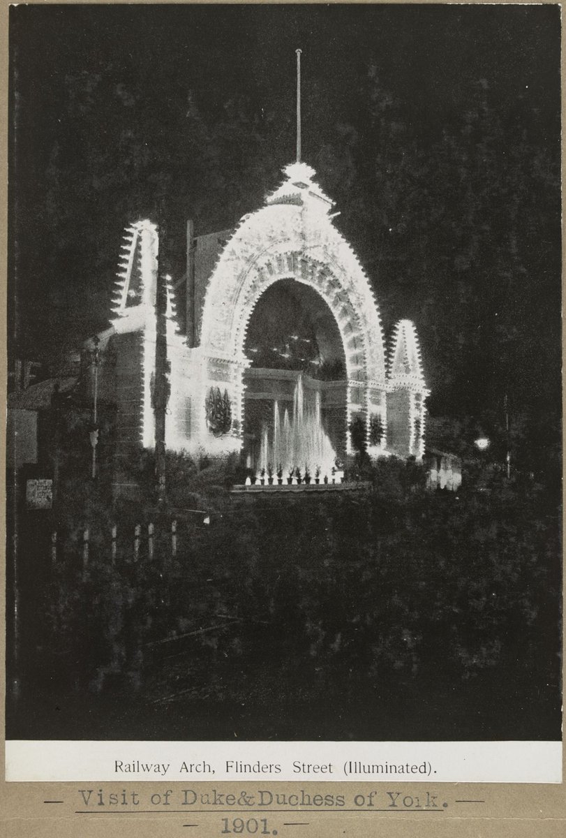 Railway Arch, Flinders Street (Illuminated.) Visit of Duke & Duchess of York, Melbourne City (1901)
