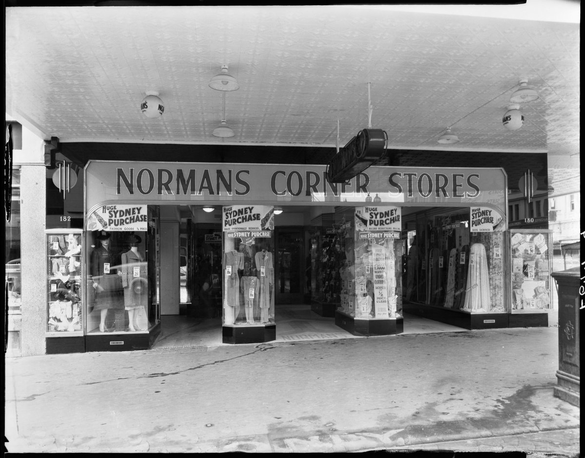 Norman's Corner Store, 180 Bourke Street, on the NW corner of Bourke & Russell Streets, Melbourne City (1943)