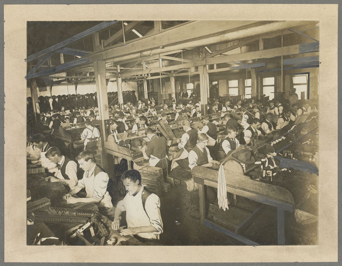Cigar making room, States Tobacco Company, A'Beckett Street, Melbourne, Melbourne City (1900–20)