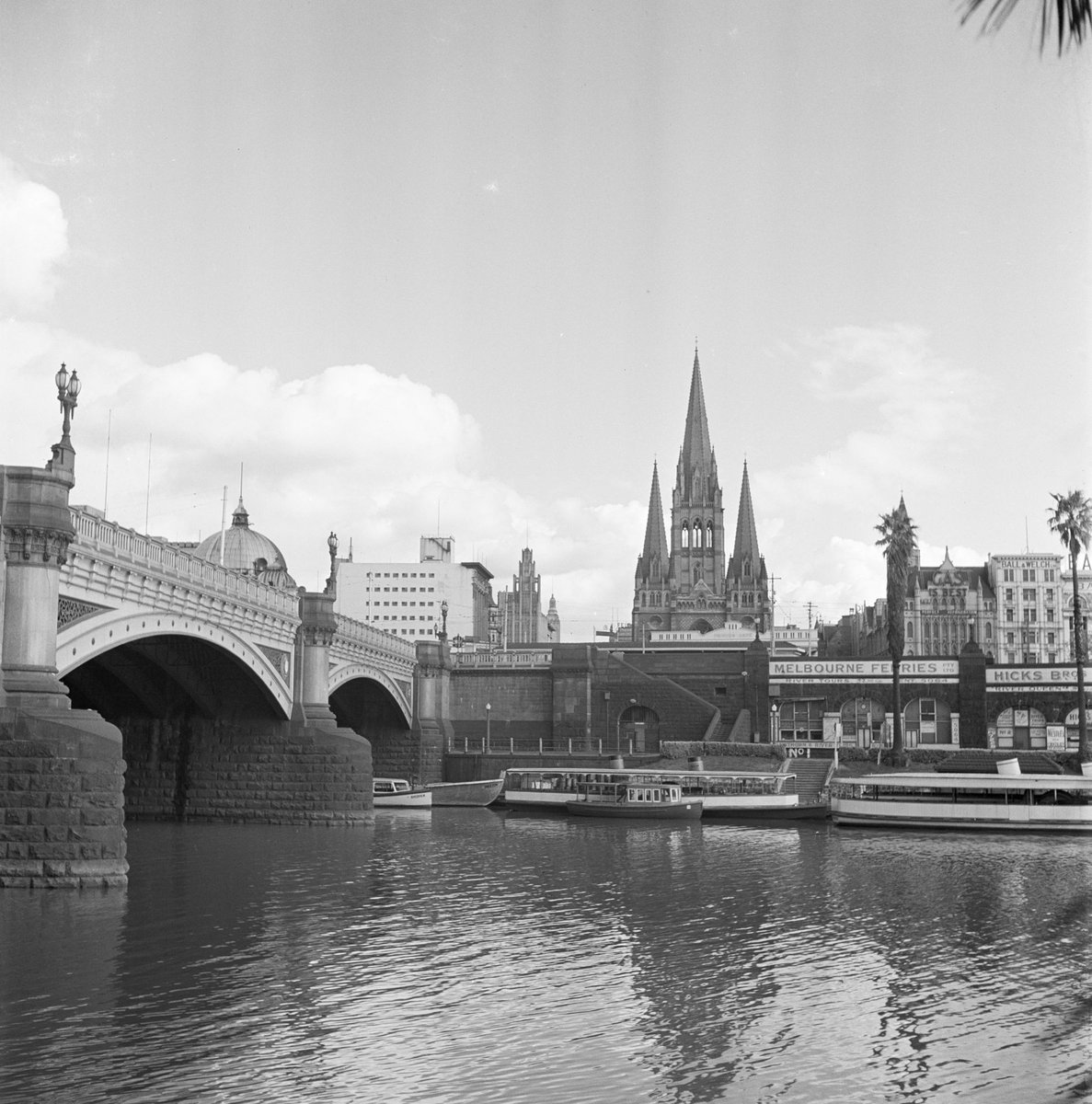 Collection of negatives showing Melbourne streets and surrounds, Melbourne City (1940–50)