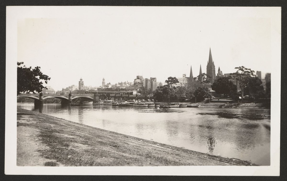 Along the Yarra River, Victoria, Hawthorn (1941)