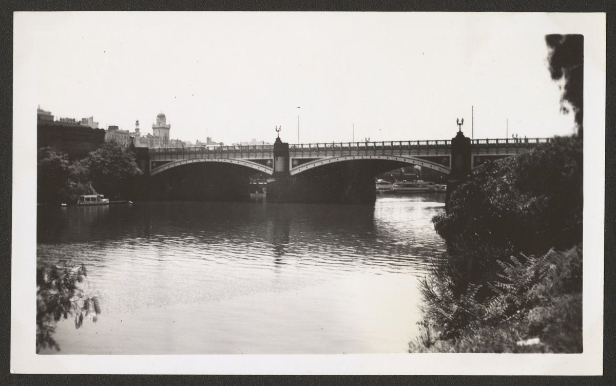 Locations and buildings in Melbourne, Victoria, East Melbourne (1942)