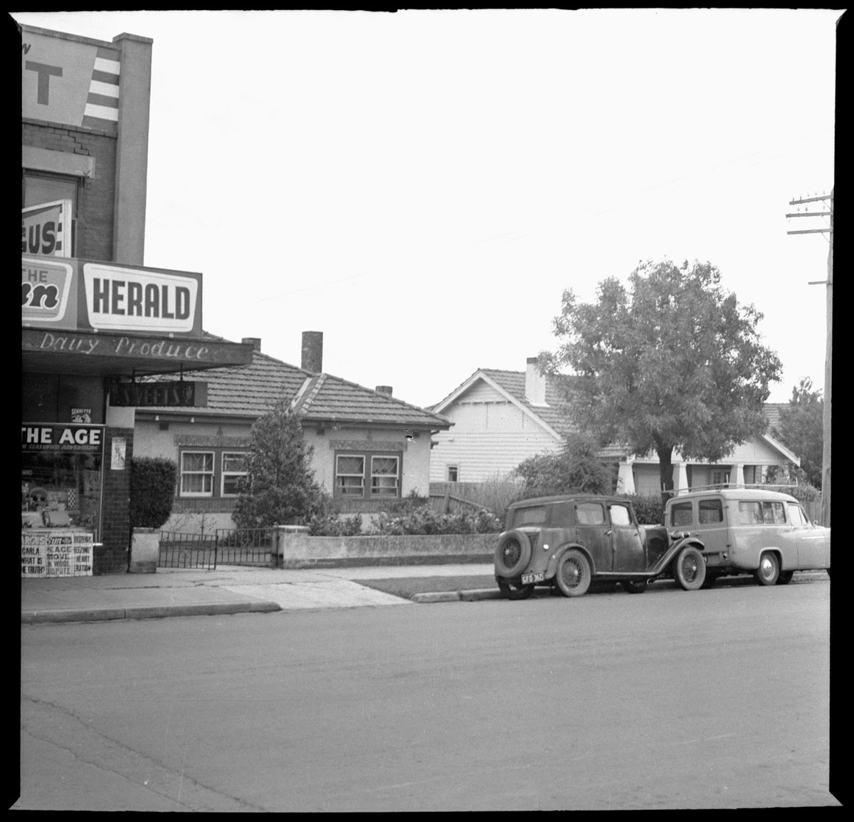 227-229 Bambra Road, Caulfield South (1945–50)