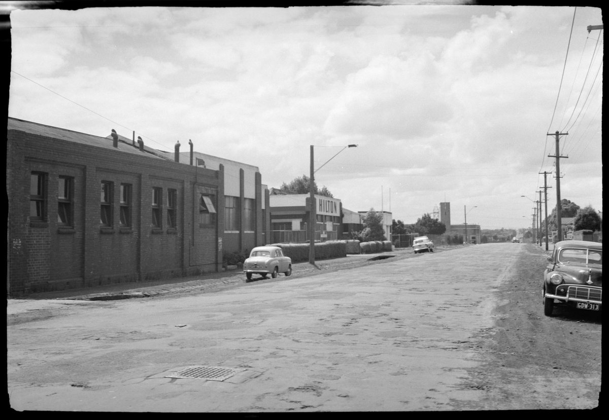 View looking east along 51 Moreland Road, East Coburg (1945–55)