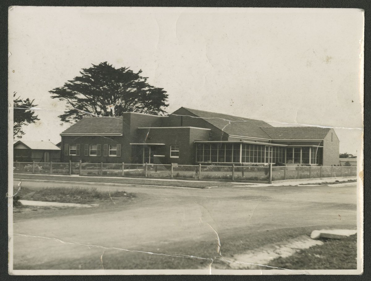 Luly home, buildings and views around Altona, Victoria (1924)