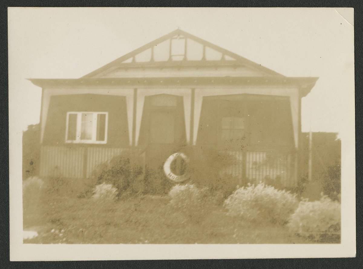 Luly home, buildings and views around Altona, Victoria (1924)
