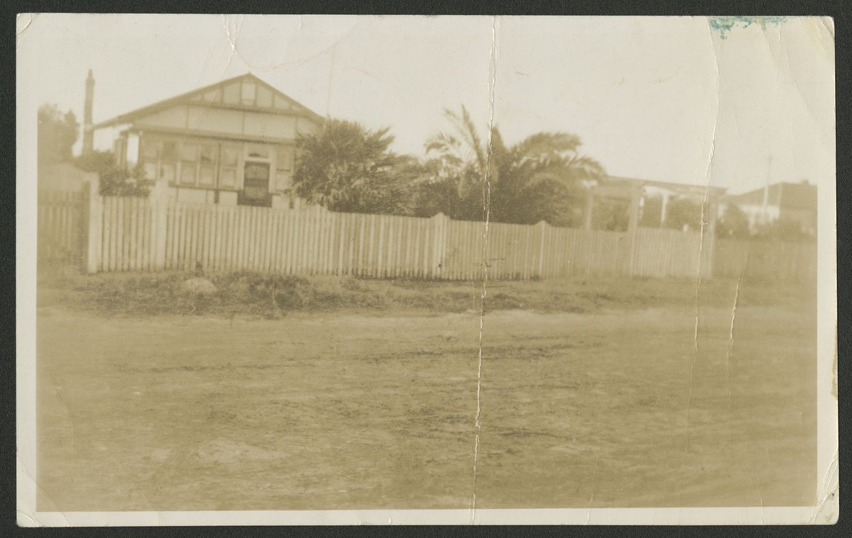 Luly home, buildings and views around Altona, Victoria (1924)
