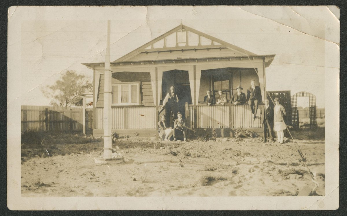 Luly home, buildings and views around Altona, Victoria (1924)