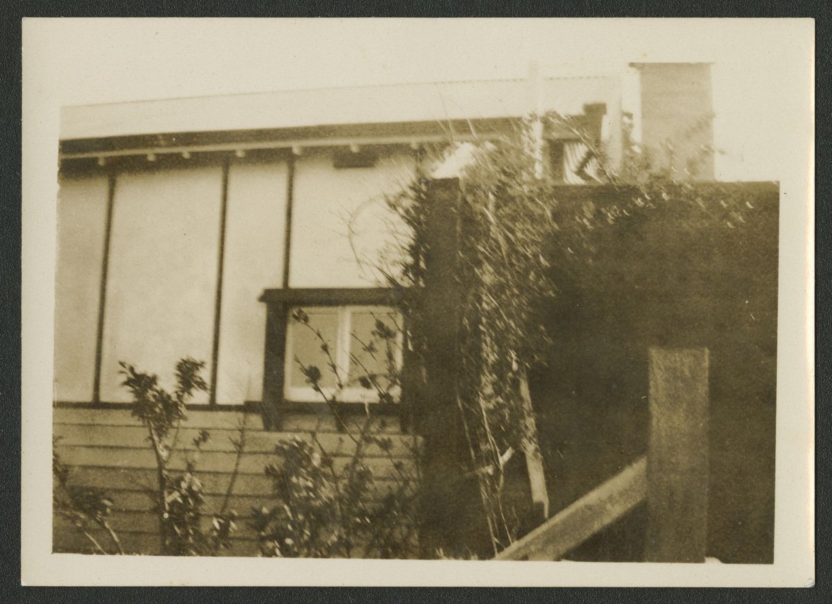Luly home, buildings and views around Altona, Victoria (1924)