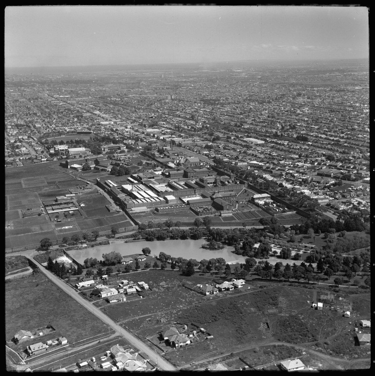 Aerial views of former Pentridge Prison, Coburg, looking south and north (1950)