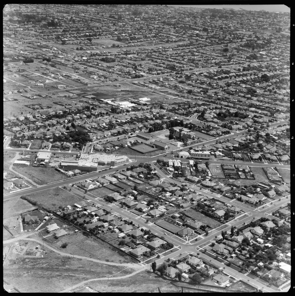 Aerial view of Brighton, Victoria (1951)