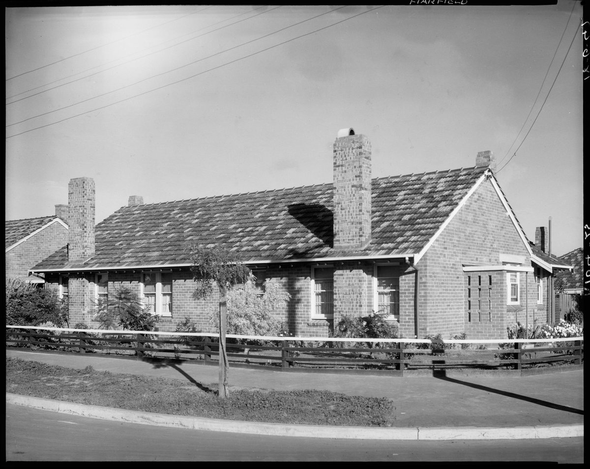 Housing Commission of Victoria houses on the Fairfield Estate (1947)