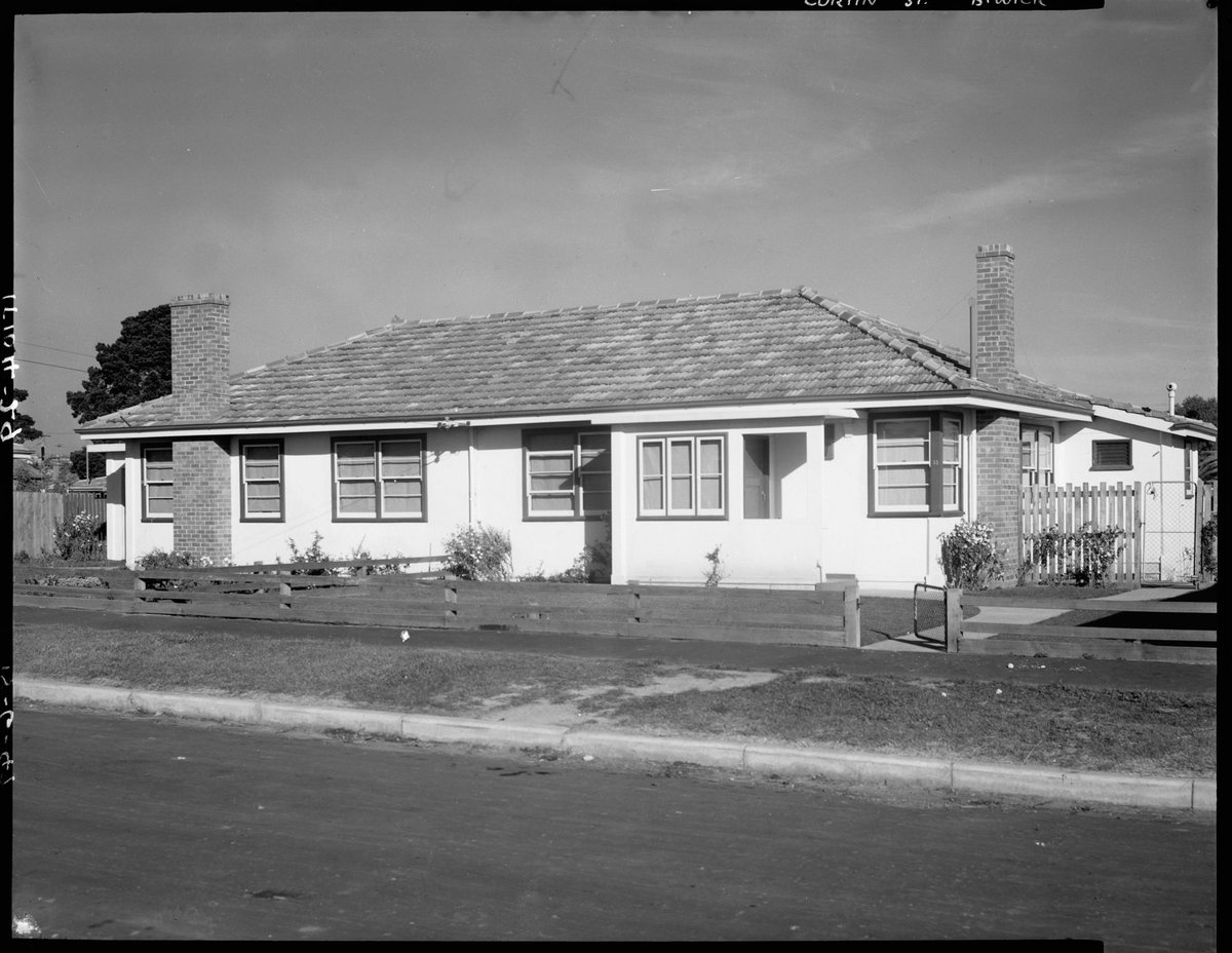 Housing Commission of Victoria houses at Curtin Avenue, Brunswick (1947)