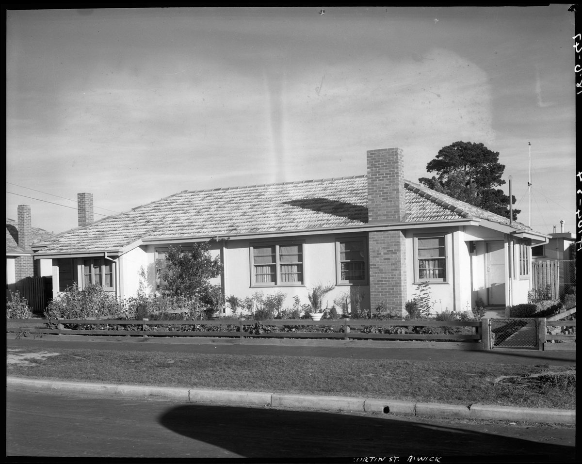 Housing Commission of Victoria homes in Brunswick, including Kitchener St., Albion St. and Curtin Ave (1947)