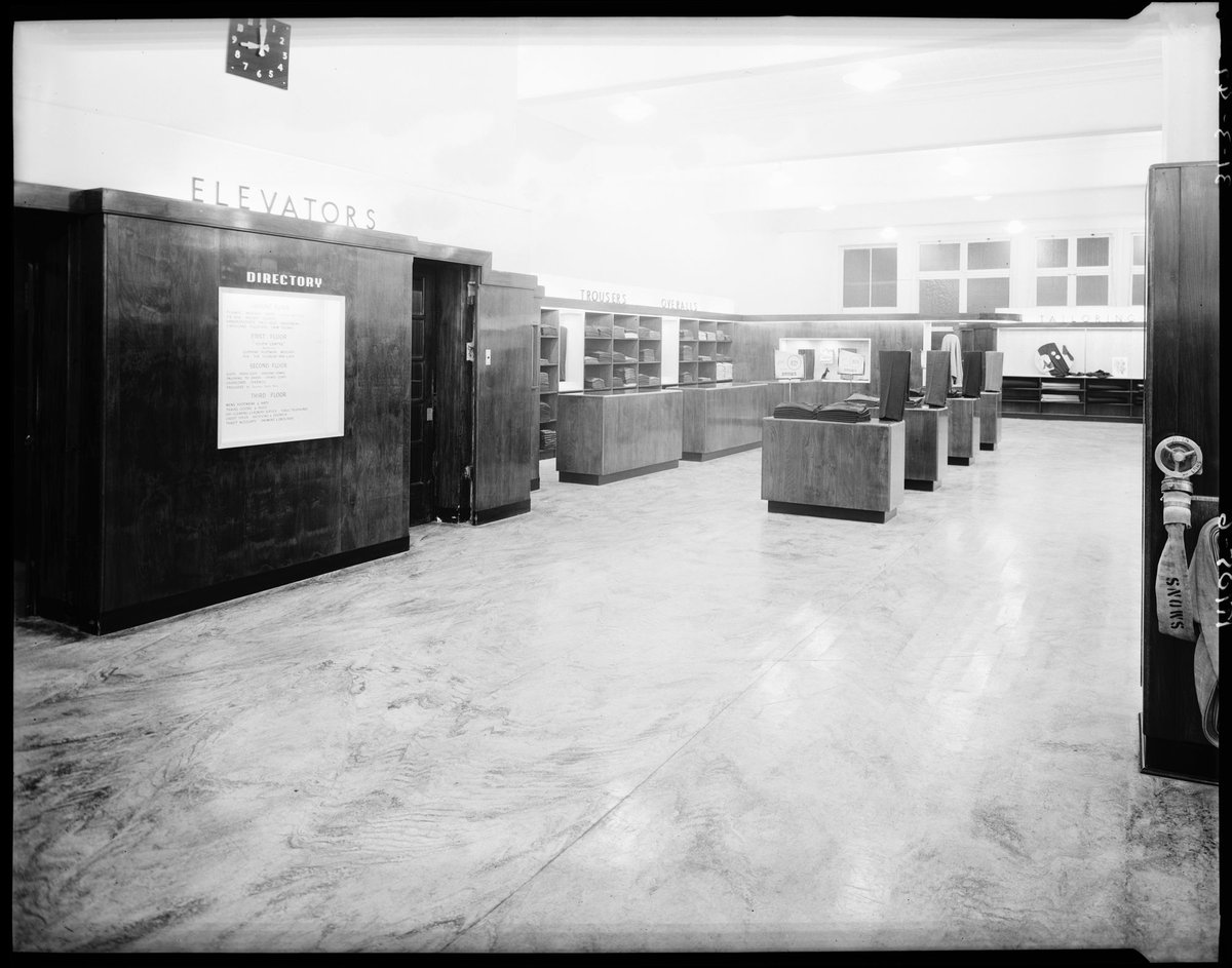Snows Mens Wear Ltd. store at 240 Bourke St., Melbourne, Melbourne City (1947)