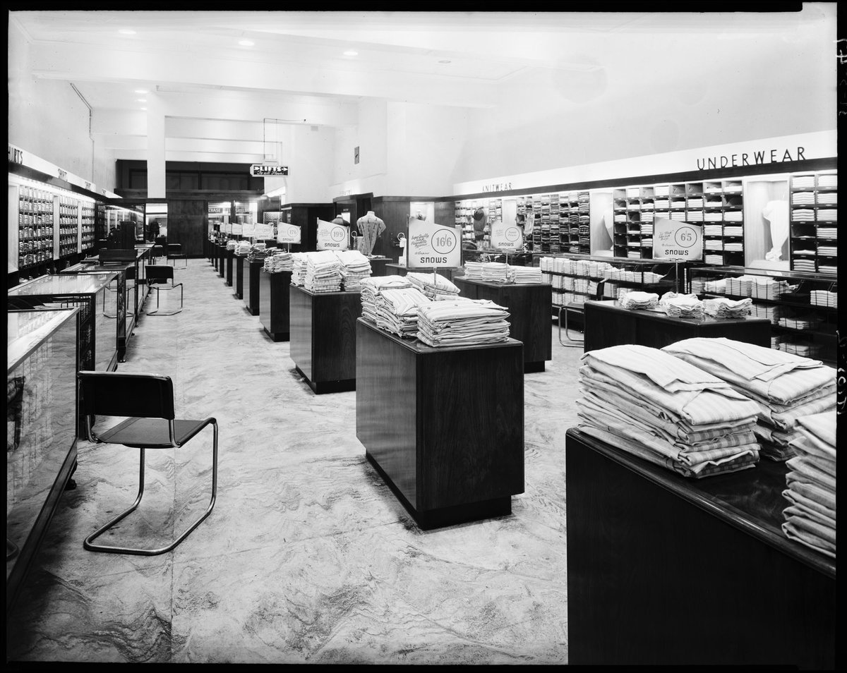 Snows Mens Wear Ltd. store at 240 Bourke St., Melbourne, Melbourne City (1947)