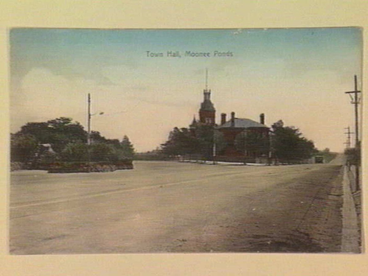 Town Hall, Moonee Ponds (c. 1907)