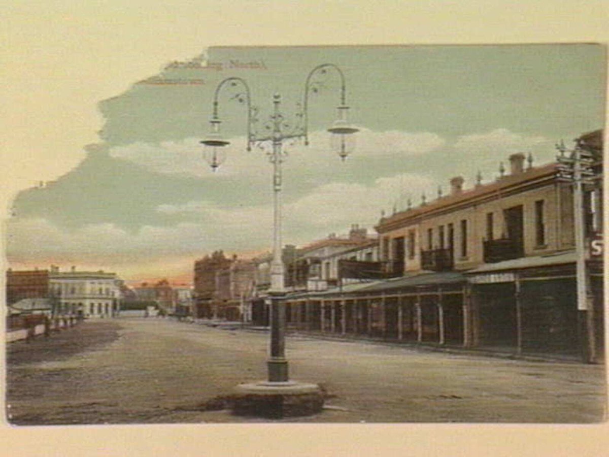 [Street scene] (...looking North), Williamstown (c. 1906)