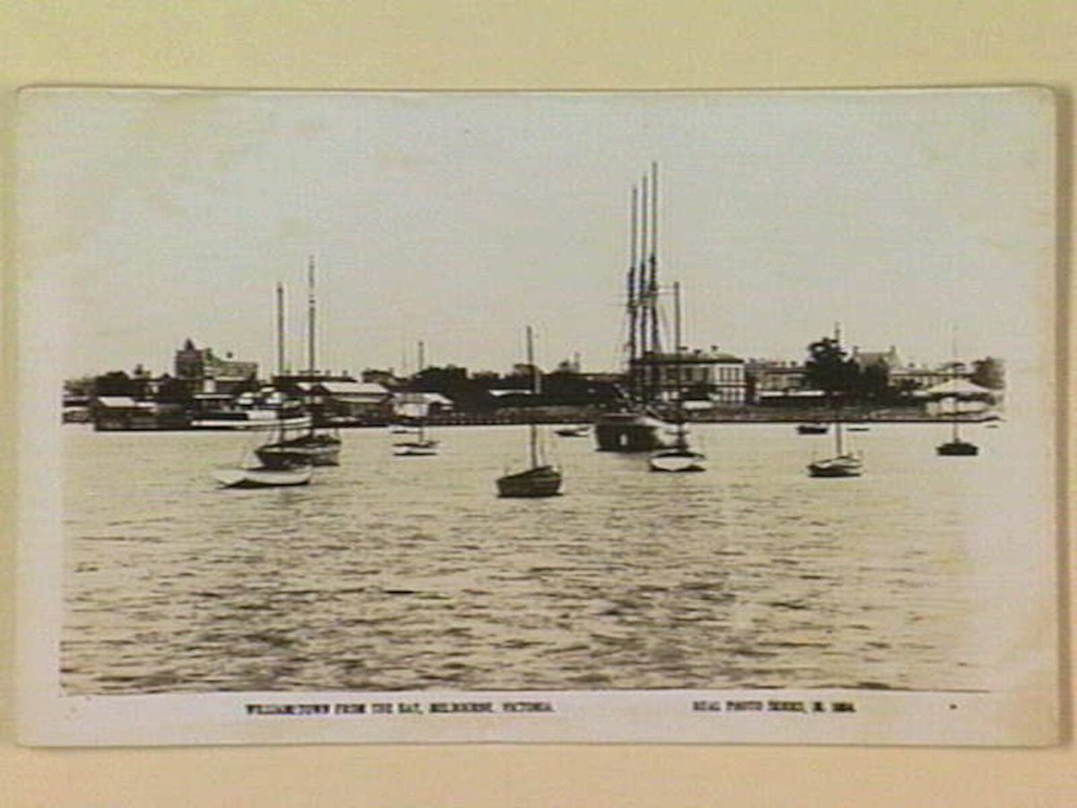 WILLIAMSTOWN FROM THE BAY, MELBOURNE, VICTORIA (1920s)