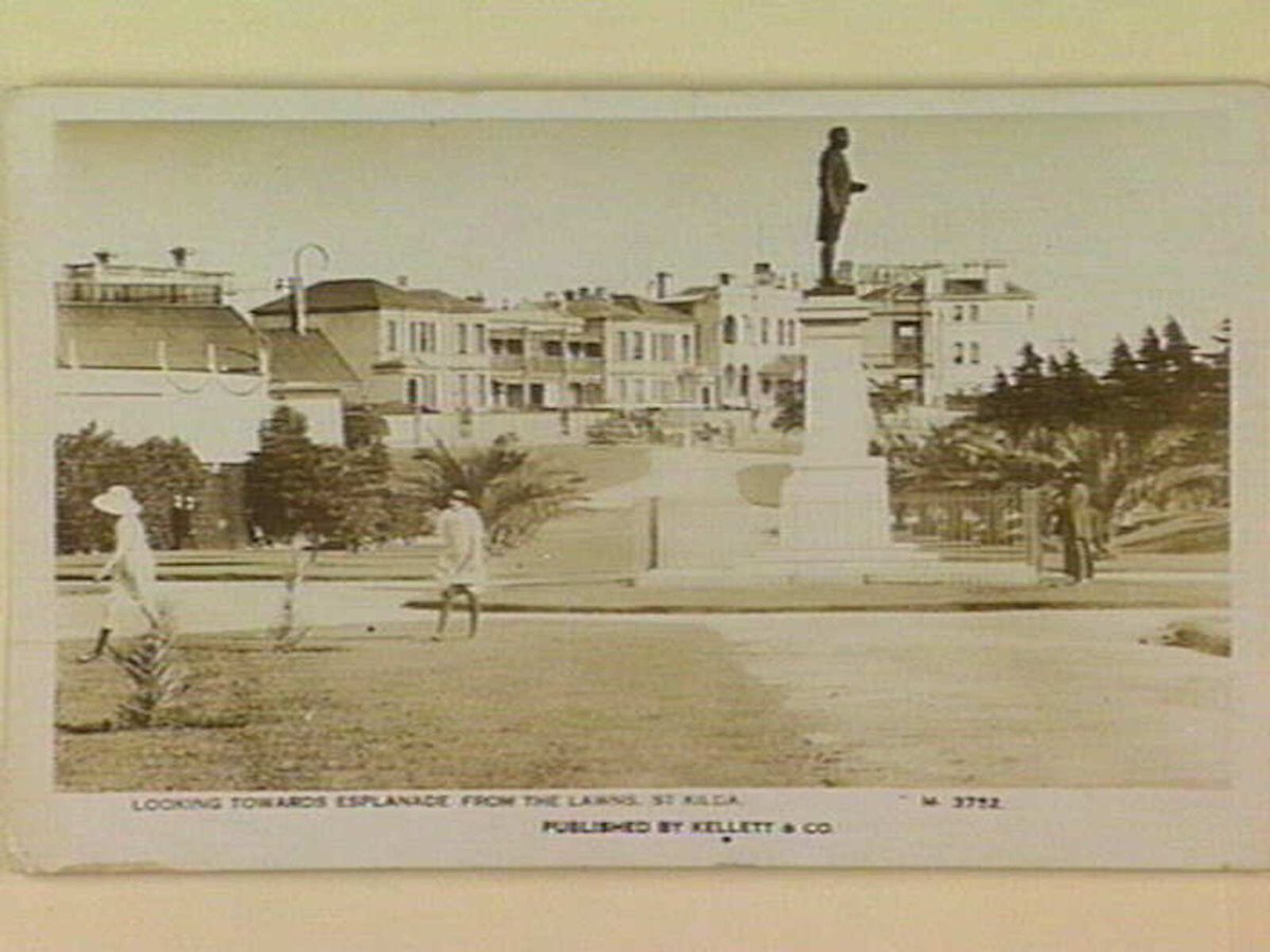 LOOKING TOWARDS ESPLANADE FROM THE LAWNS, ST. KILDA, St Kilda (1920s)