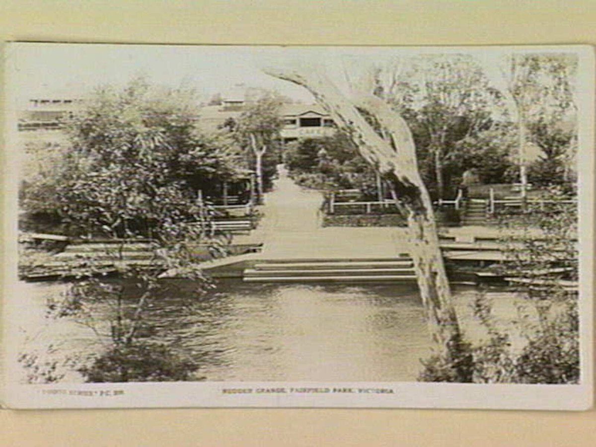 RUDDER GRANGE, FAIRFIELD PARK, VICTORIA (c. 1919)