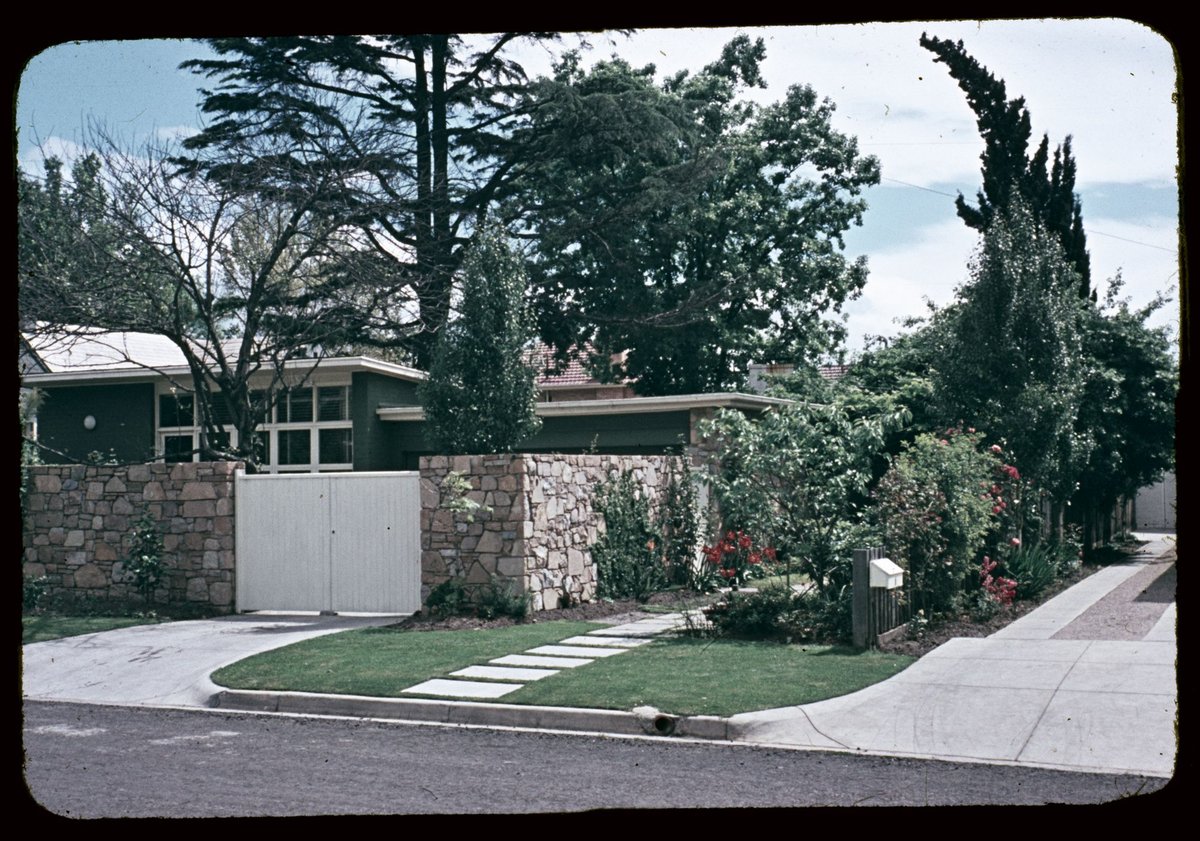 House. 9 Kenley Court. Toorak. Melb. Godfrey, Spowers, Hughes, Mewton & Lobb. 1953