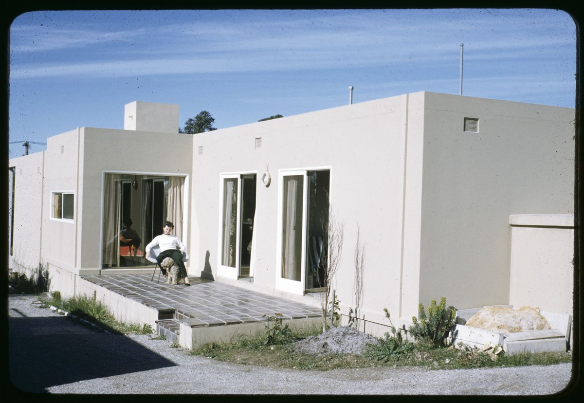 House. 141 Belford Rd. Kew, Melb. Vic. John & Phyllis Murphy. 1954