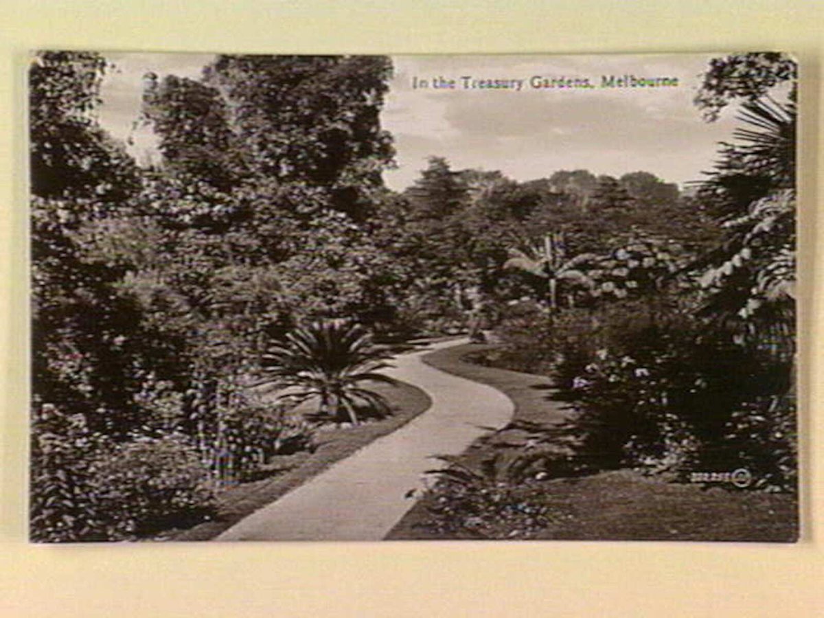 In the Treasury Gardens, Melbourne, East Melbourne (c. 1917)