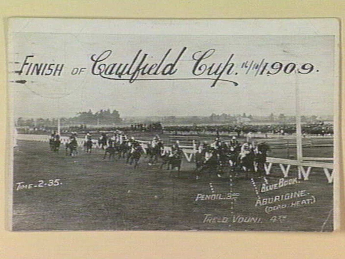 FINISH OF CAULFIELD CUP 1909 (c. 1909)