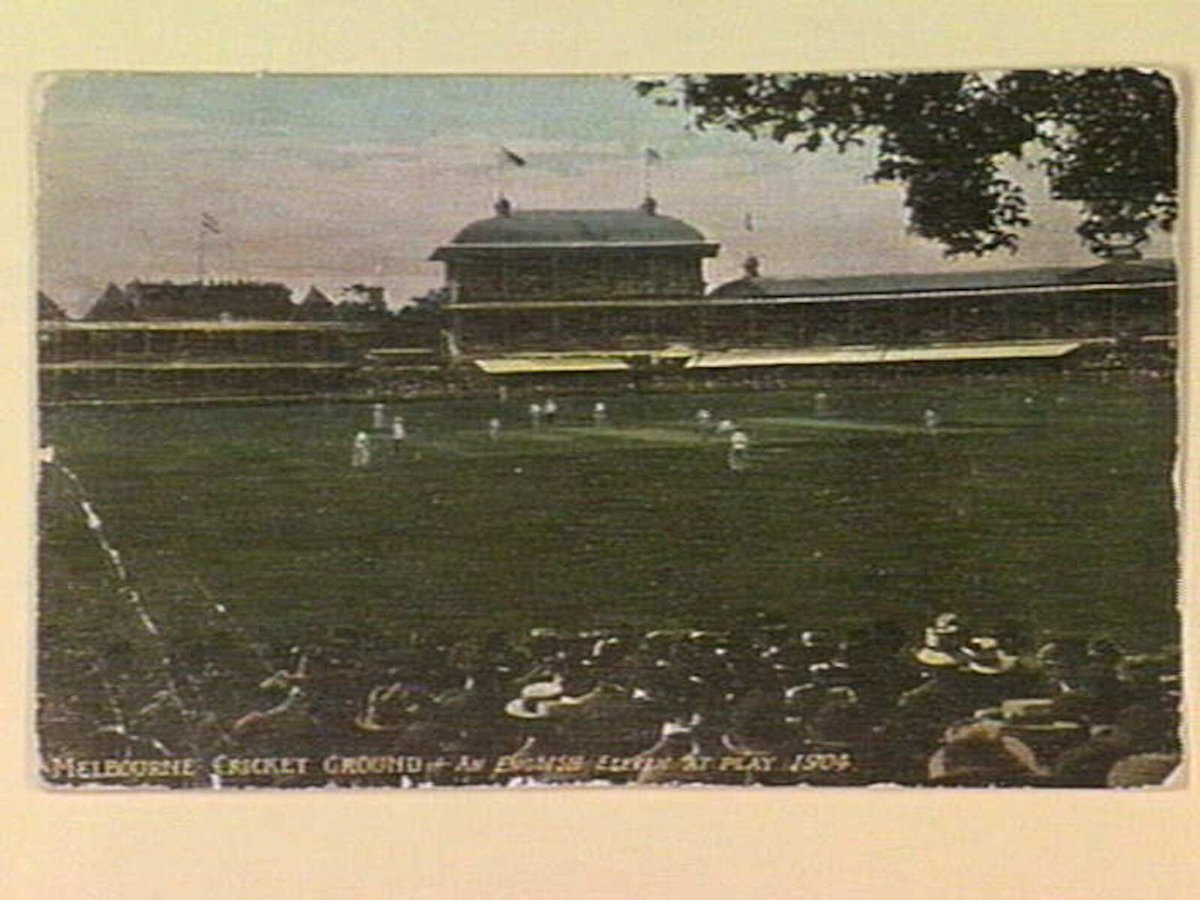 MELBOURNE CRICKET GROUND - AN ENGLISH ELEVEN AT PLAY 1904, East Melbourne