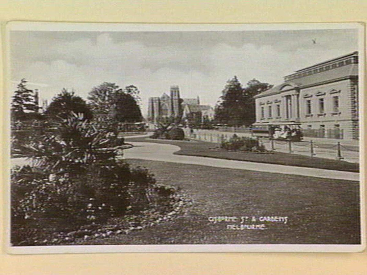GISBORNE ST. & GARDENS MELBOURNE (c. 1910)