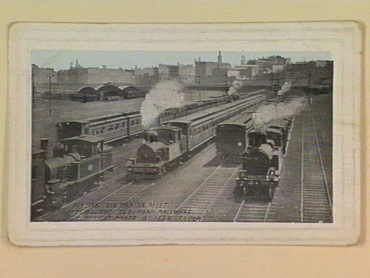 WHERE SIX TRAINS MEET MELBOURNE SUBURBAN RAILWAYS (c. 1907)