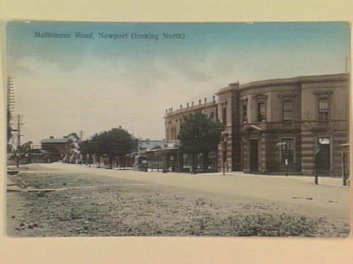 Melbourne Road, Newport (looking North) (c. 1907)