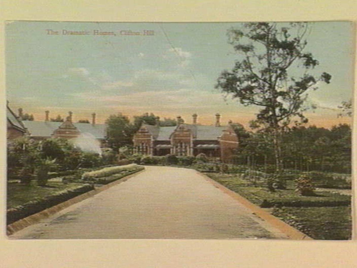 The Dramatic Homes, Clifton Hill (c. 1909)
