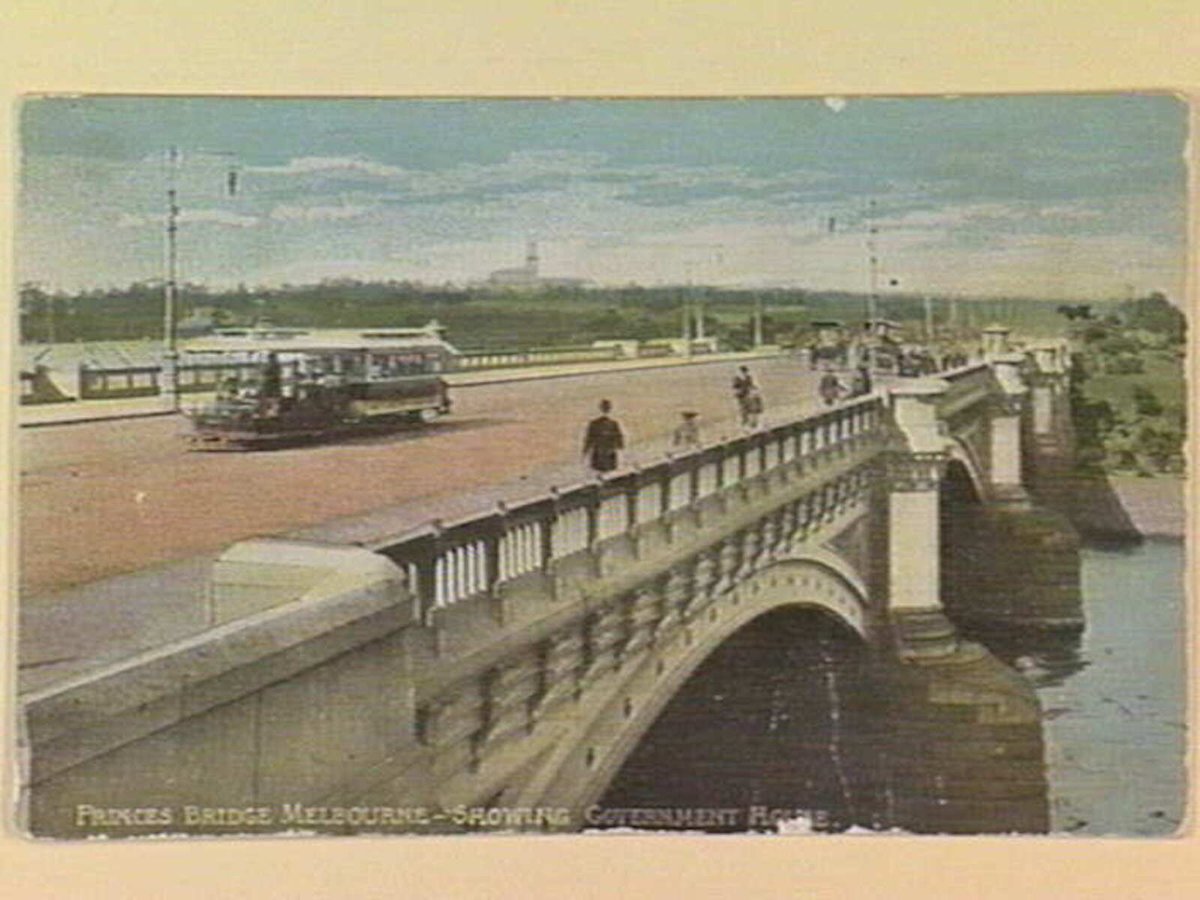 PRINCES BRIDGE MELBOURNE - SHOWING GOVERNMENT HOUSE, Melbourne City (c. 1910)
