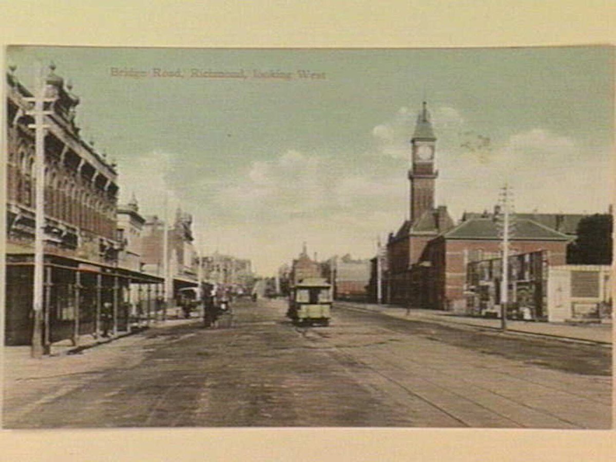 Bridge Road, Richmond, looking West (c. 1908)