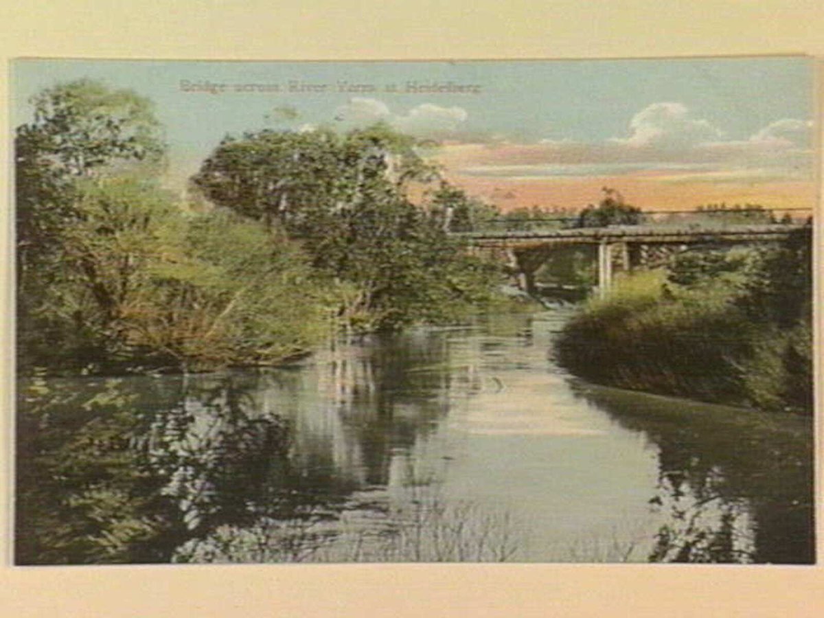 Bridge across River Yarra at Heidelberg (c. 1907)