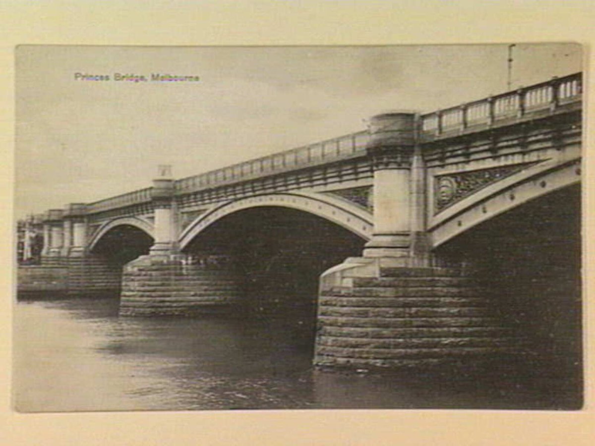 Princes Bridge, Melbourne, Melbourne City (c. 1910)