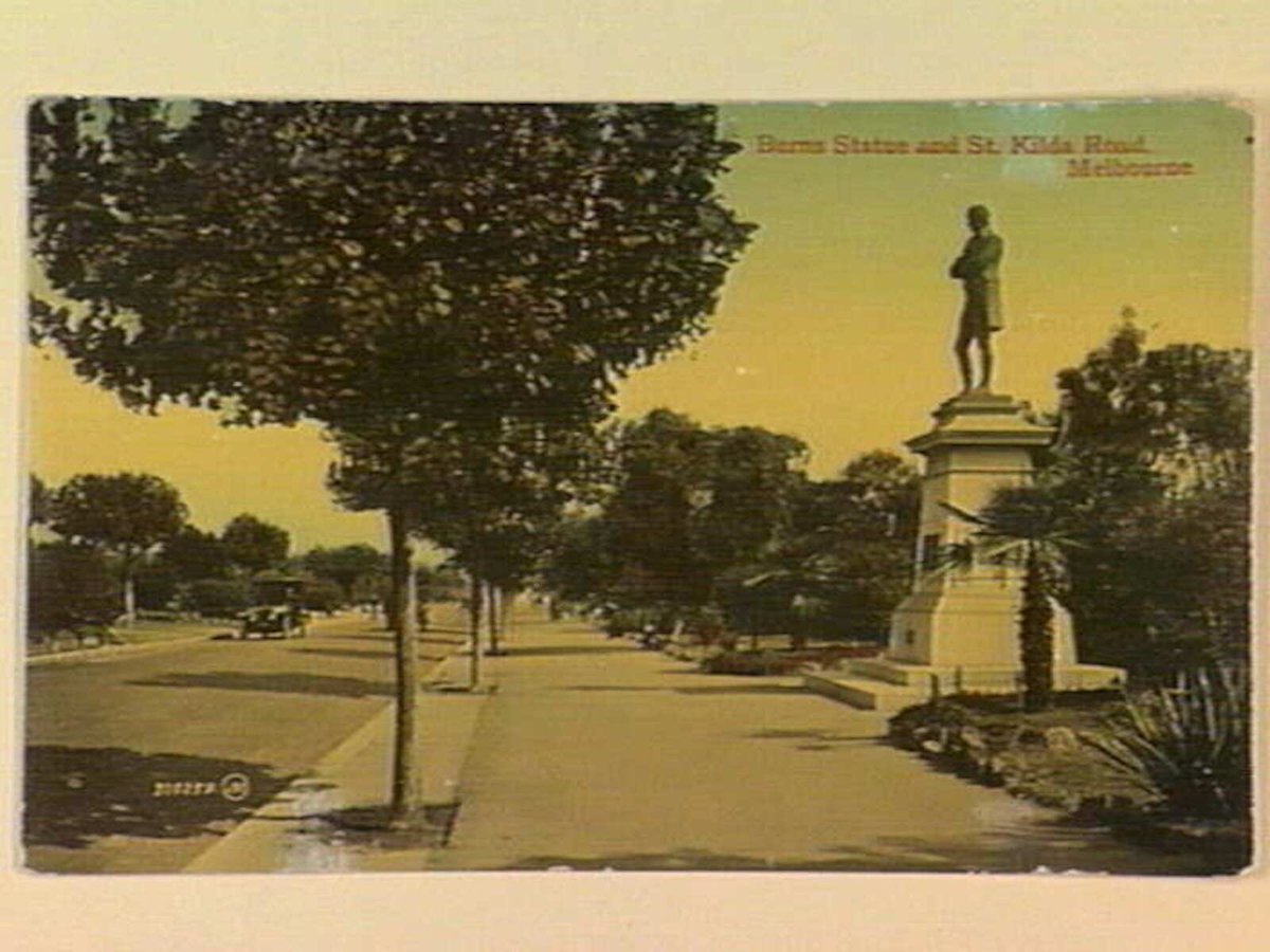 Burns Statue and St. Kilda Road, Melbourne, Melbourne City (c. 1910)