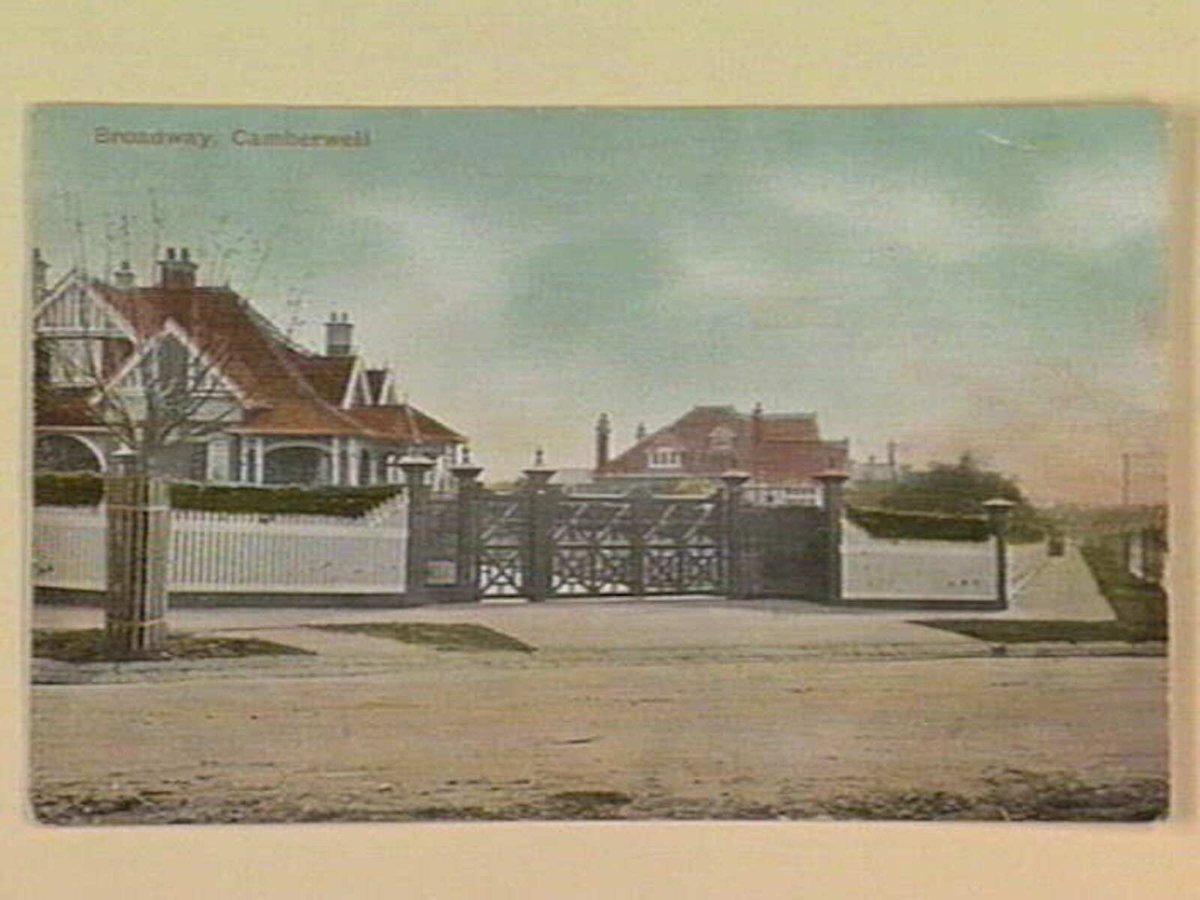 Broadway, Camberwell (c. 1908)