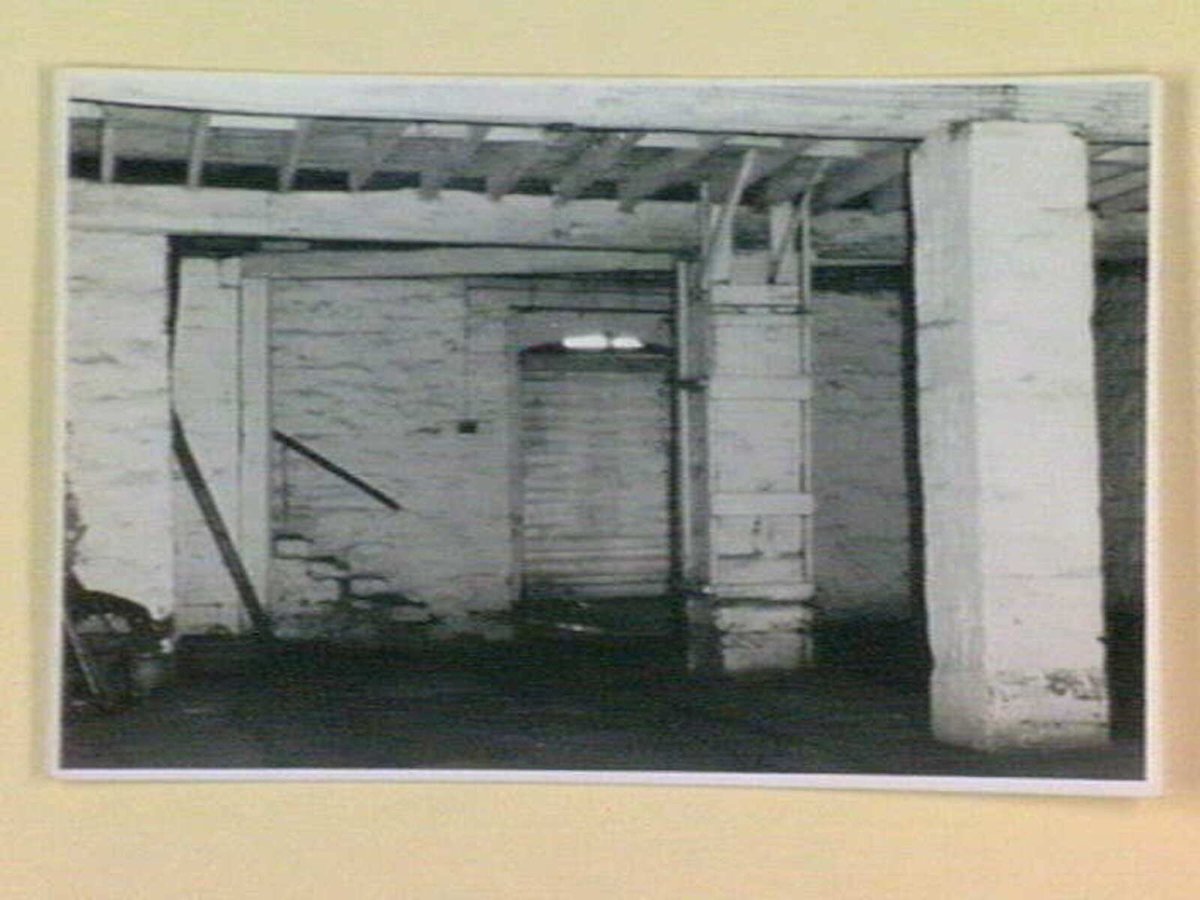 Interior of Williamstown building showing stone pillars used to chain convicts (c. 1941)