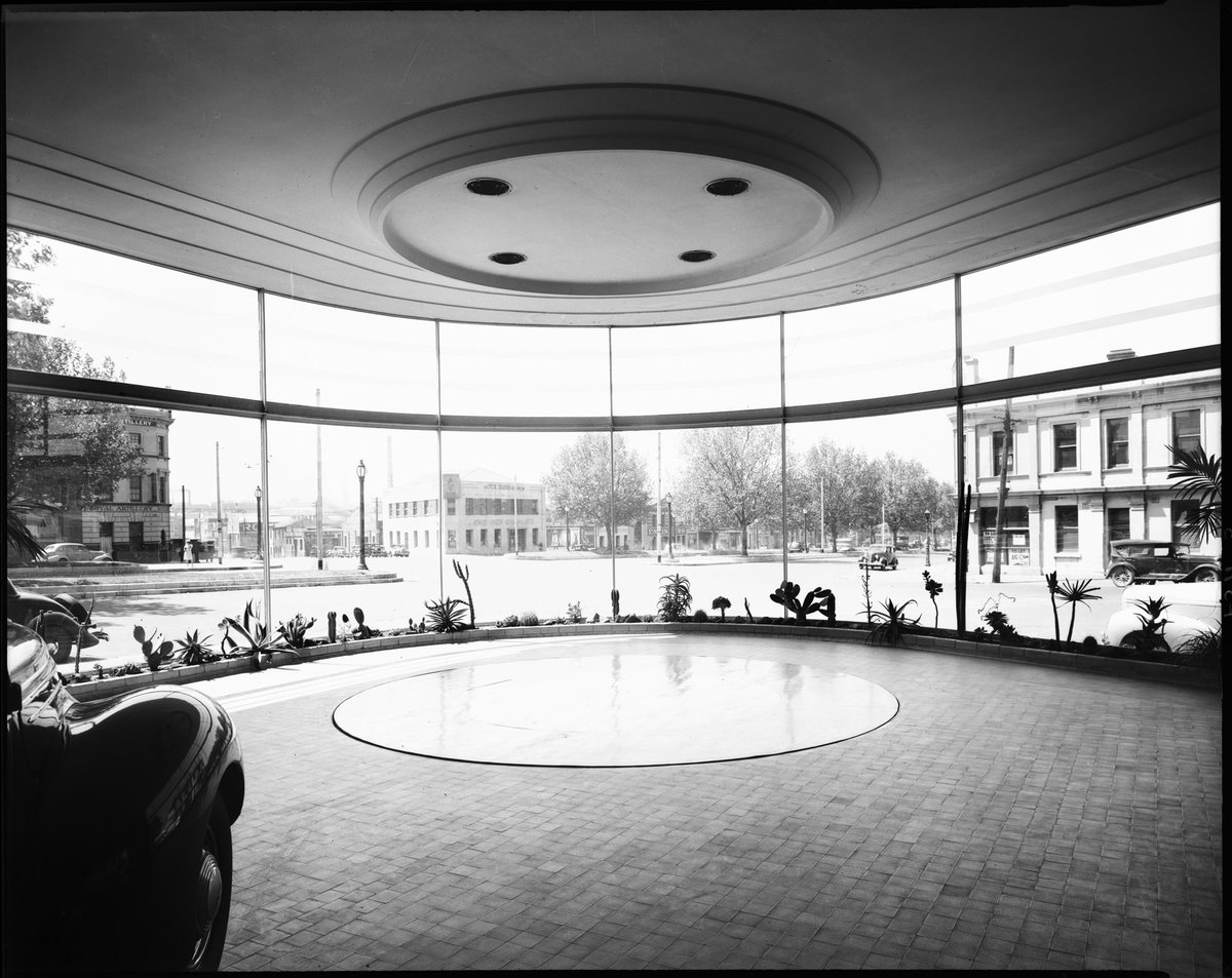Interior of Melford Motors car showroom, 615-633 Elizabeth St, Melbourne City (c. 1940)